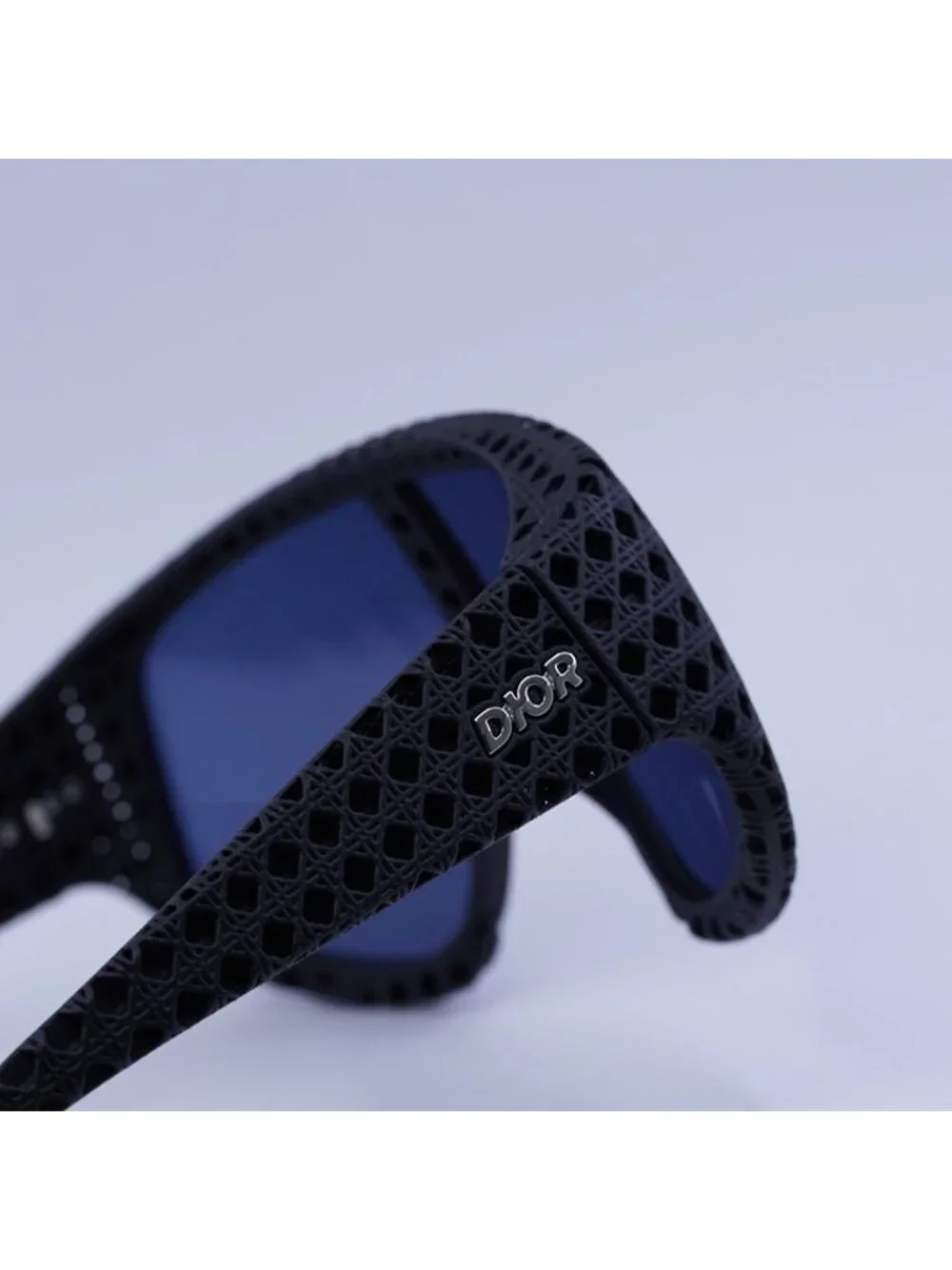 Dior DIOR3D M1U 11B0 Sunglasses Matte Black Shield Frame, Blue Lenses